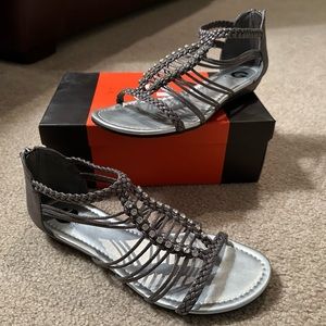 G by Guess pewter flat sandals size 11